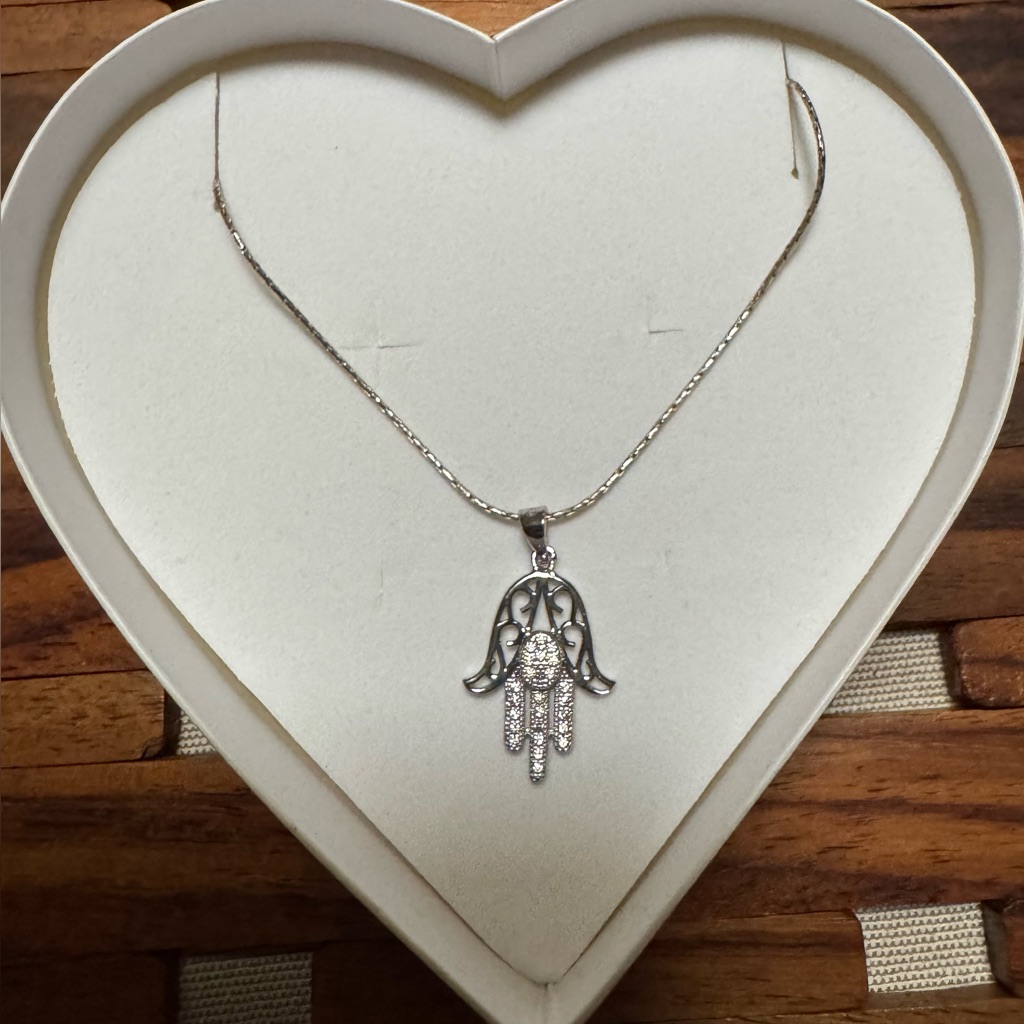 Nwt Magnolia Silver Jewelry Silver Hamsa Pendant Necklace, 16” Long Classic